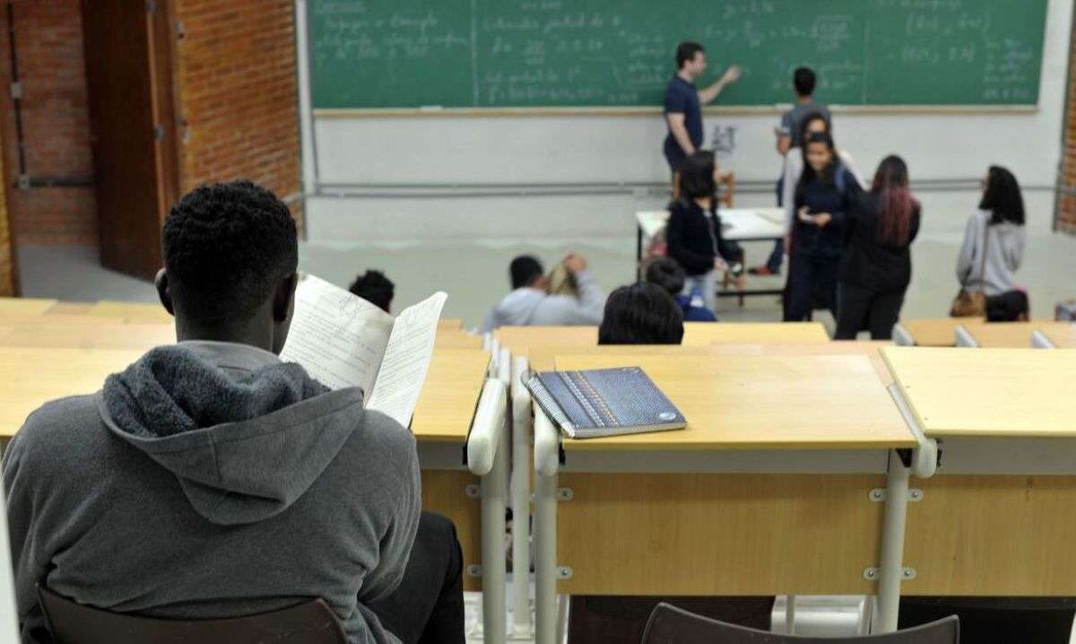 Duas escolas públicas brasileiras concorrem a título de melhores