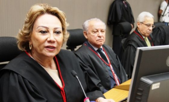 desembargadora - maria helena póvoas.jpg