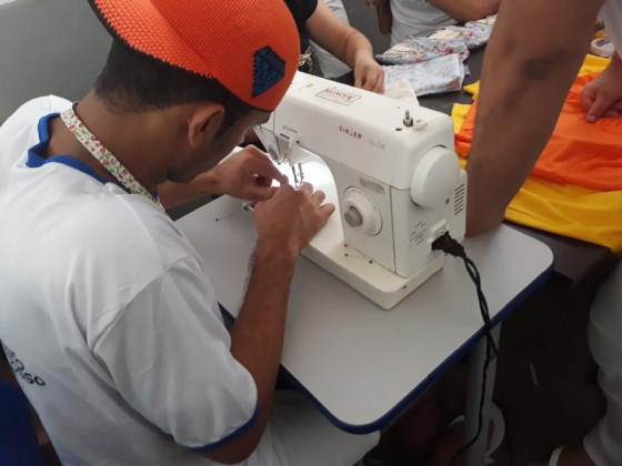 Reeducando costura