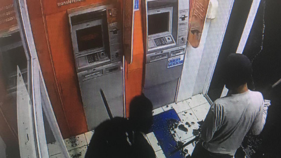 banco invadido 