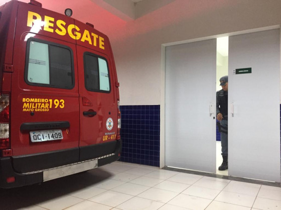 ambulância dos bombeiros 