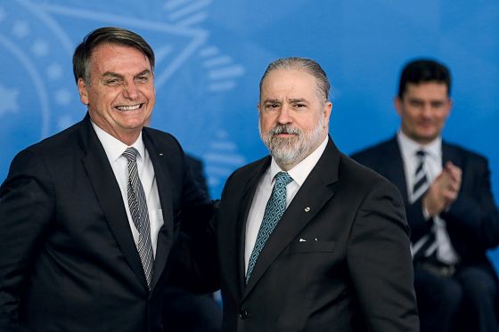 Bolsonaro e Aras