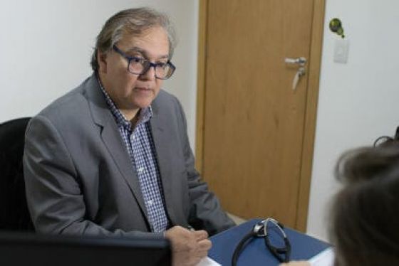 Dr. Carlos Augusto é clinico geral e cardiologista 