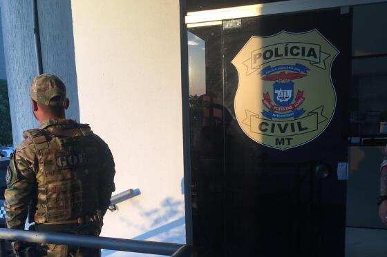 OPERAÇÃO CAMALEÃO