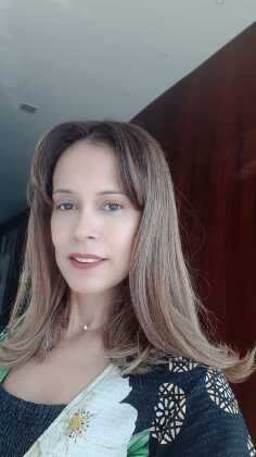 Núbia Patrícia Oliveira