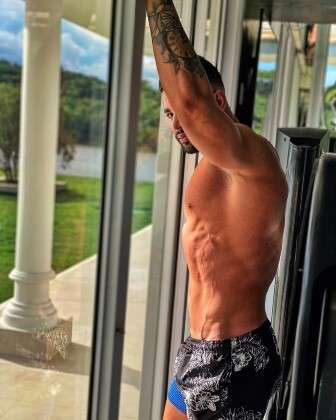 GUSTAVO LIMA