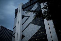 https://storage.unicanews.com.br/storage/webdisco/2021/01/11/capa/default/T384P3/95e6ec46bb1e0224361500f0c182c04f.jpg