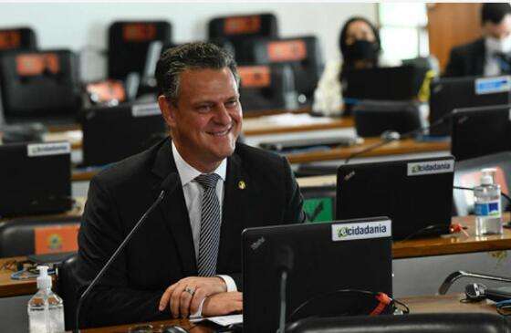 Carlos Fávaro