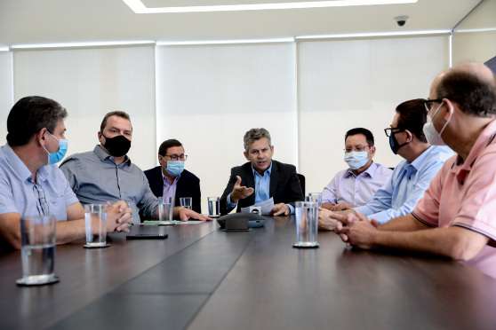 Reunião Mauro Mendes e deputados 25.02.2021