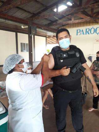 Vacinação em Colniza