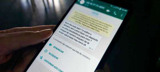 Tome cuidado com pedidos de dinheiro via celular