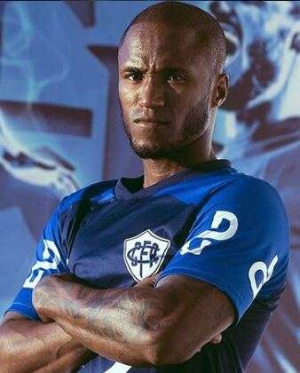 Atacante Willian Amendoim