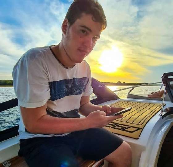 João Antônio (filho da Célia)