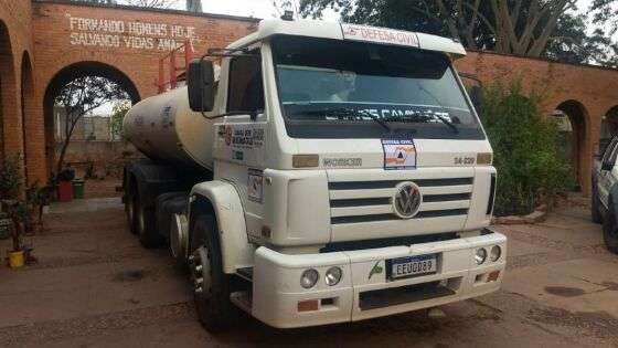 caminhao pipa defesa civil