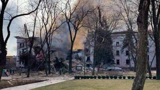 escola ucrania bombardeada