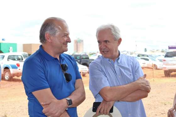 O vice-governador Otaviano Pivetta, ao lado do presidente estadual do Republicanos, o ex-deputado federal Adilton Sachetti