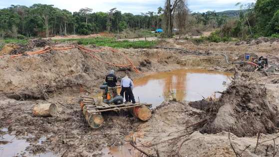 Polícia Federal desocupa garimpo ilegal de ouro em terra indígena em MT em janeiro do ano passado
