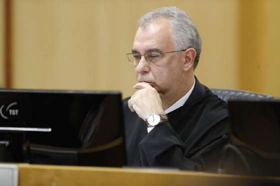 juiz Carlos Ferreira de Aguiar, da 12ª Vara Federal do Rio de Janeiro
