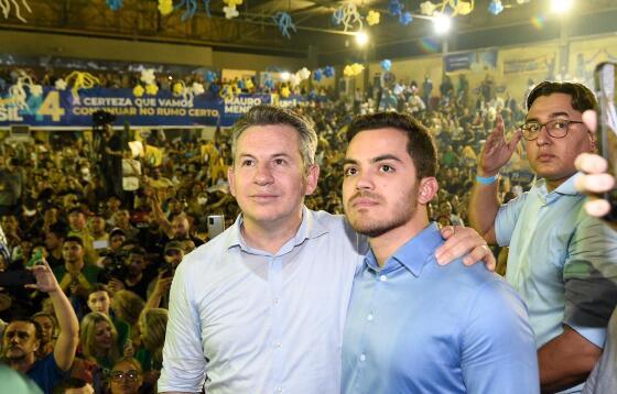 Mauro Mendes e filho