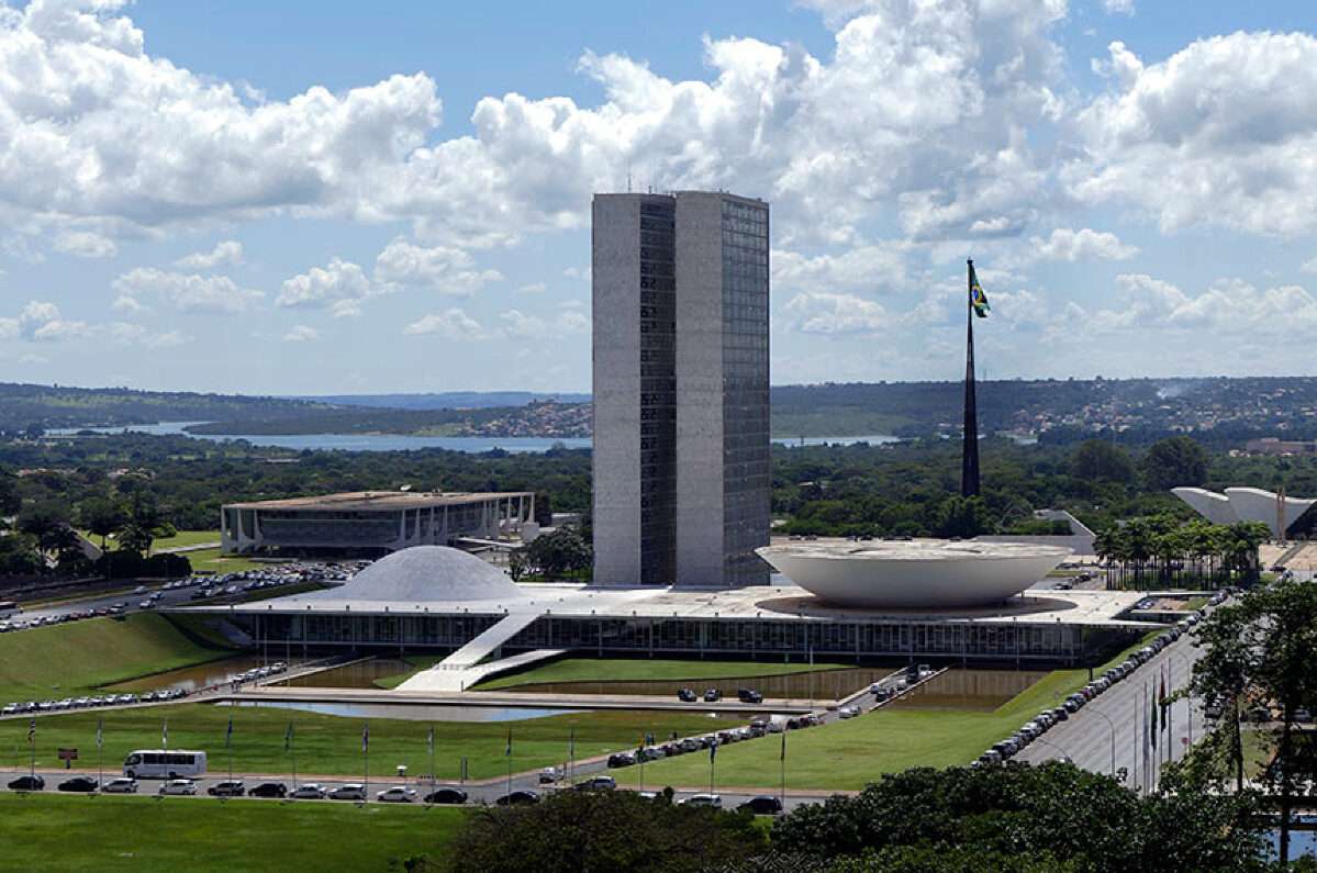 SENADO E CAMARA 21 12.jpg