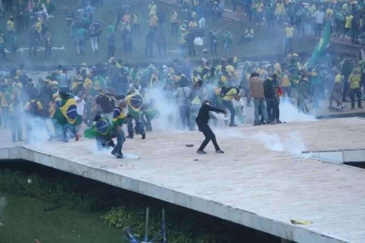 invasão brasília