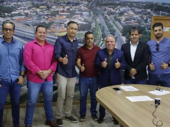 posse câmara cuiabá.jpg