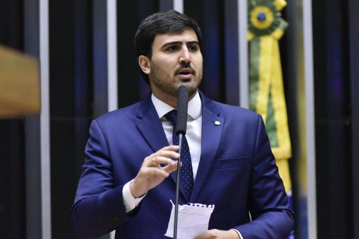 Emanuelzinho-Zeca-Ribeiro-Camara-dos-Deputados.jpg