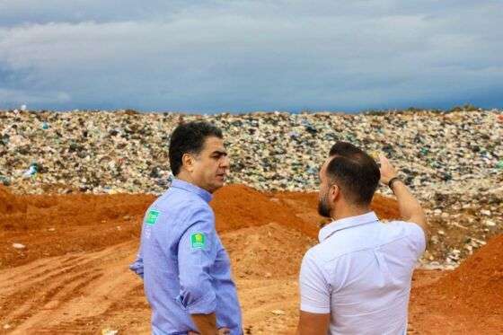 emanuel e júnior leite no lixão.jpg