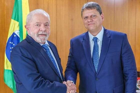 O presidente Lula e o governador de SP, Tarcísio de Freitas.