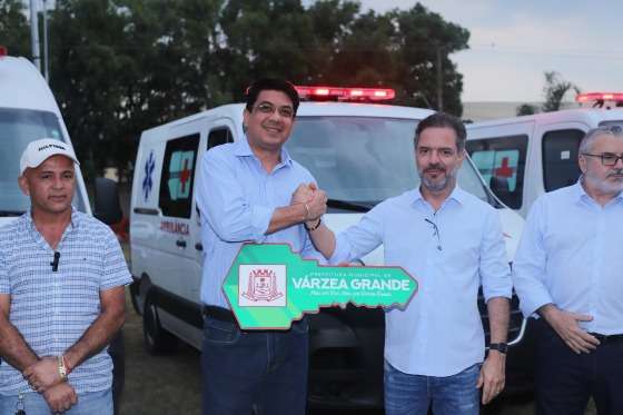 O prefeito de Várzea Grande, Kalil Baracat e o deputado estadual Paulo Araújo.