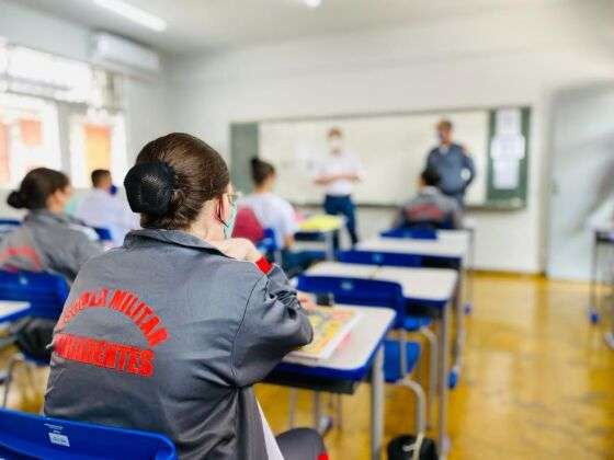 escola militar.jpeg