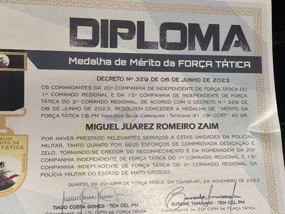 Miguel Zaim recebe medalha da Força Tática