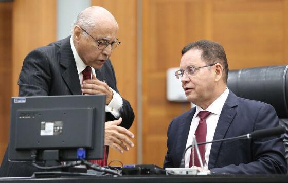 O deputado Júlio Campos e o pré-candidato do União Brasil (UB) a Prefeitura de Cuiabá, deputado Eduardo Botelho.