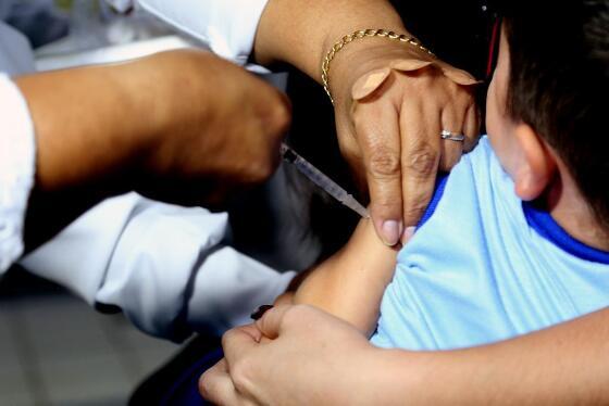 Mato Grosso recebeu 884 mil doses de vacina contra a Influenza do Ministério da Saúde