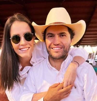 Amália Barros e o esposo, Thiago Boava