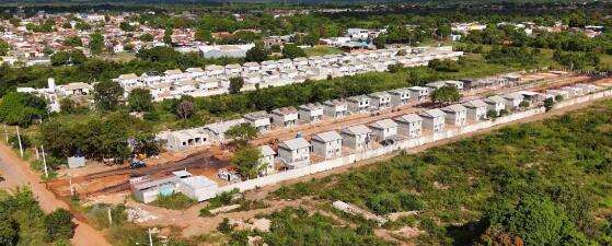 Obras do Residencial Villagio Gran Pietra, no bairro Pedra 90, cuja aquisição acontece pelo Programa SER Família Habitação, modalidade Entrada Facilitada.