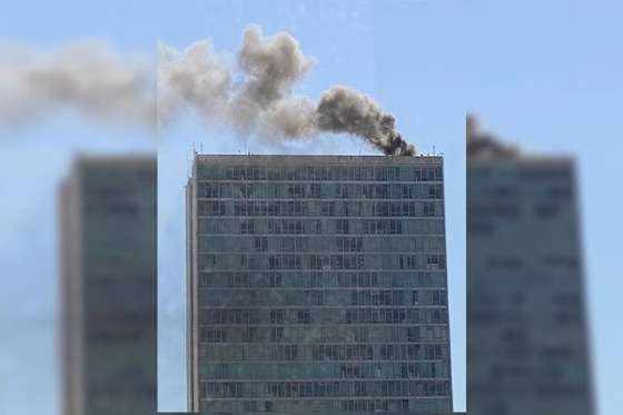 Fumaça no topo do Congresso Nacional assusta brasilienses