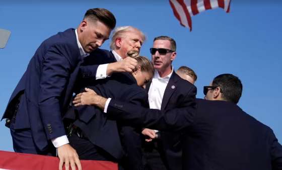 Comício de Trump é interrompido após sons de tiros, na Pensilvânia