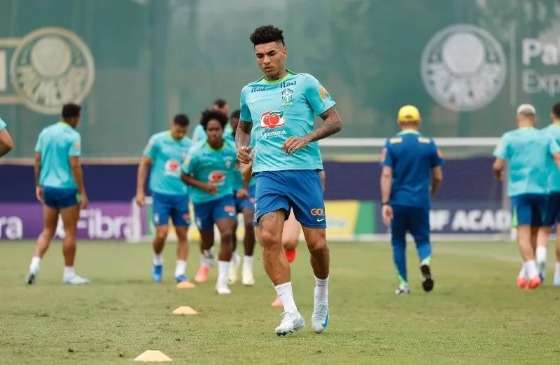 O atacante Igor Jesus, um dos titulares do Brasil contra o Chile.