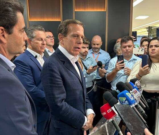 Ao centro, o empresário e ex-governador de São Paulo, João Dória Jr.