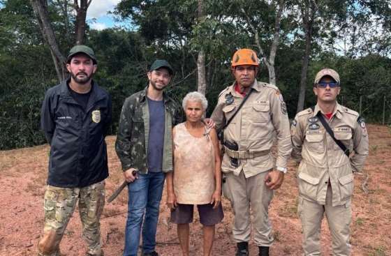 Idosa com Alzheimer se perde em mata fechada após sair de casa durante a madrugada 