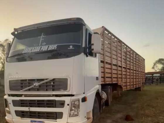Trio faz fazendeiro e caseiro reféns e roubam cabeças de gado no Distrito da Guia
