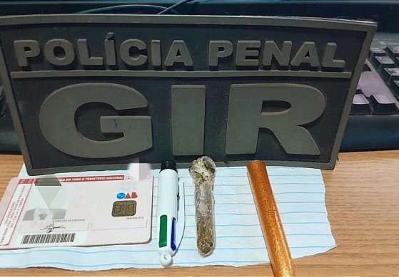 Advogado é flagrado tentando entregar drogas para preso do Raio 8 da PCE dentro de caneta