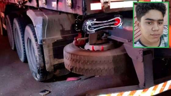 ACIDENTE GUARANTÃ CARRETA PARADA.jpg