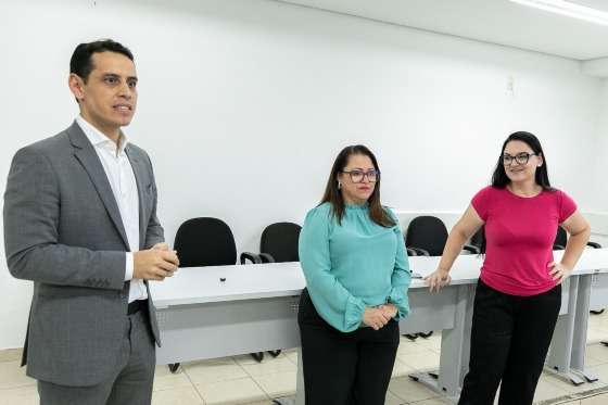advogada Hélida Vilela de Oliveira como nova titular da Secretaria Municipal de Assistência Social