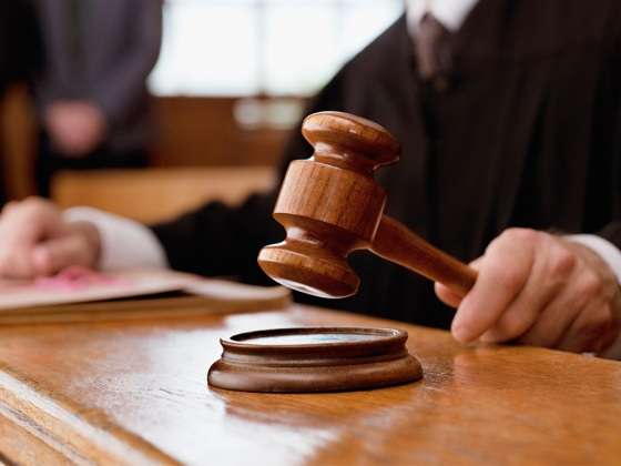 MARTELINHO DE JUIZ JUDICIÁRIO JUSTIÇA.jpg