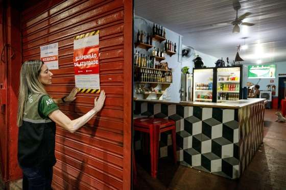 Bar irregular no porto