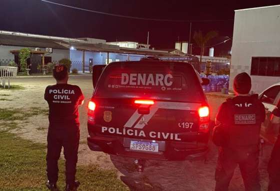 PARAKLETOS