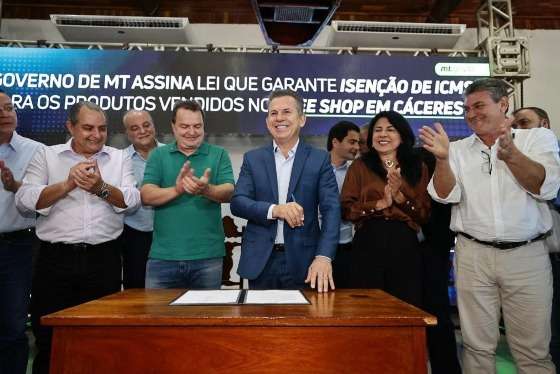 mauro sanciona lei do free shop em caceres zpe