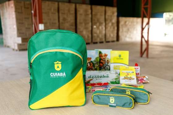 kit escolar